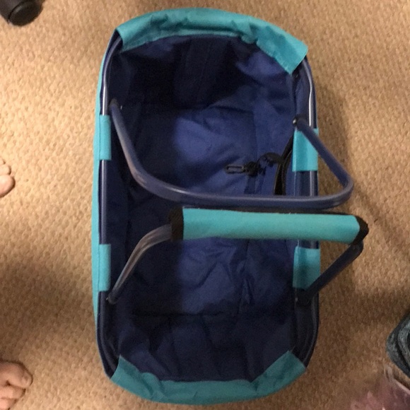 Tote - Picture 1 of 4